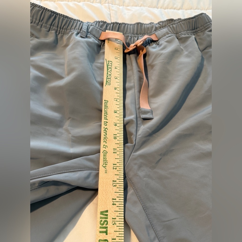 Fabletics Wander Hike Pants Womens XL Gray Belt Pockets Anti Chafe Athleisure - Picture 12 of 16